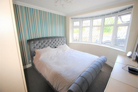 Bungalow, Kinson Road - Photo 4