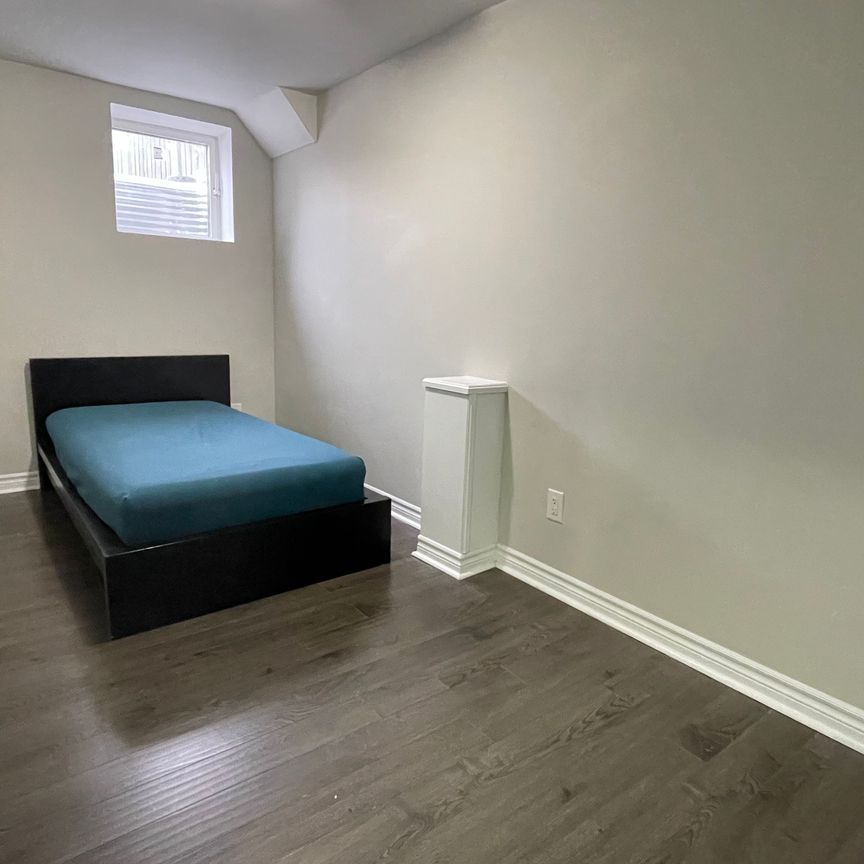 For Lease - 7372 Saint Barbara Boulevard Unit# BASEMENT, Mississauga, Ontario - Photo 1