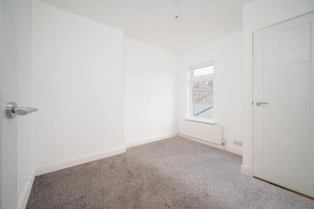 93 Wheatfield Crescent, Belfast, BT14 7HT - Photo 4