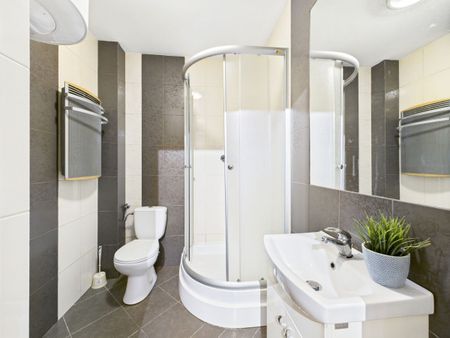 Komfortowa, nowoczesna kawalerka na Bielawach! - Фото 3