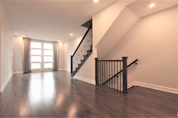 For Lease - 45 Oblats Avenue, Glebe - Ottawa East and Area, Ontario - Photo 1