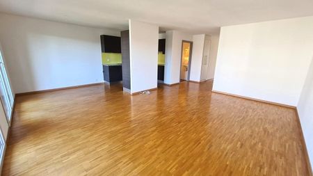 Spacious 3.5 room apartment on the 2nd floor - approx. 85m2 - Photo 5