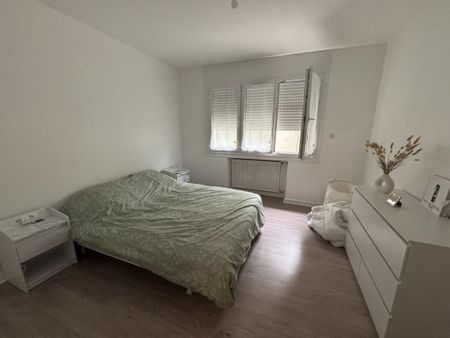 Location Appartement 3 pièces 69m² ROMANS SUR ISERE 26100 - Photo 3