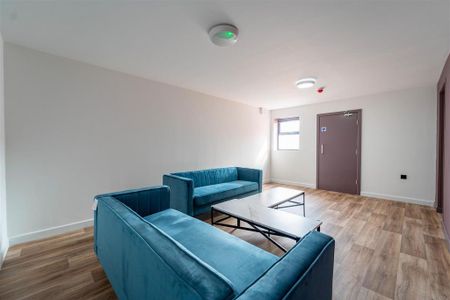 Studio to rent - Photo 2