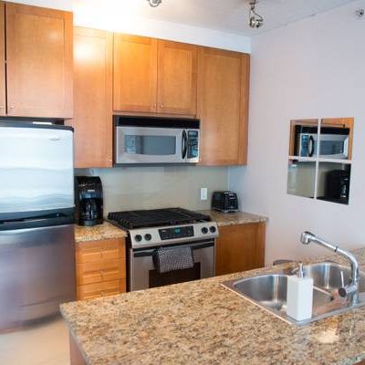 Taylor Swift Yaletown 1 BR - Perfect Location - Photo 1