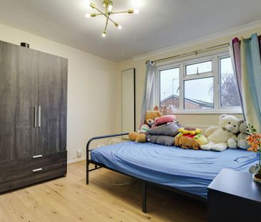 Kitchener Close, St Albans, AL1 5RH - Photo 2