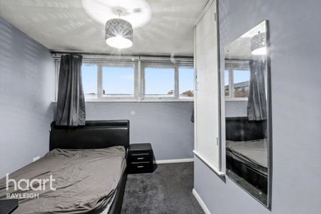 3 bedroom terraced house to rent - Photo 3