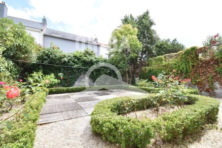 Location Maison 6 pièces 113m² NANTES 44000 - Photo 5