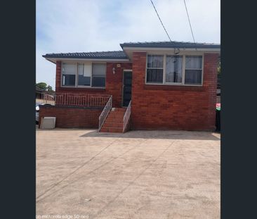 Fully Renovated Four Bedroom Family Home - Photo 2