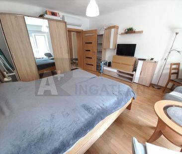 Kiadó felújított lakás - Szeged - Fotó 2