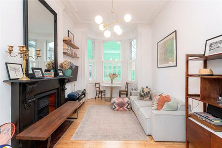 Colville Terrace, W11 - Photo 4