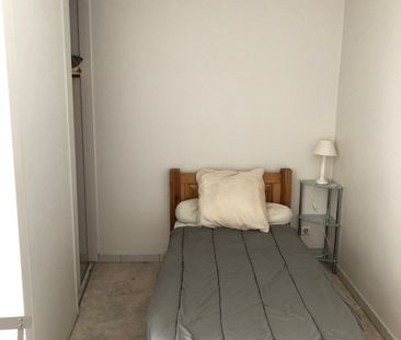 Location Appartement 1 pièce 16m² ANGOULEME 16000 - Photo 1