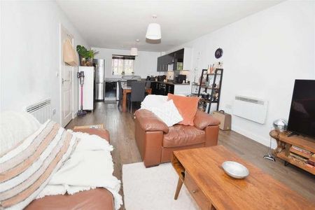 Schoolgate Drive, Morden, SM4 - Photo 3