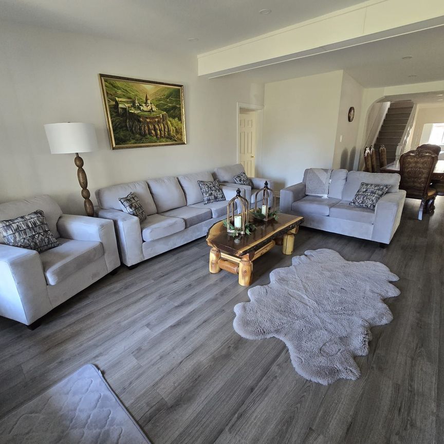 For Lease - 2082 River Road, Wasaga Beach, Ontario - Photo 1