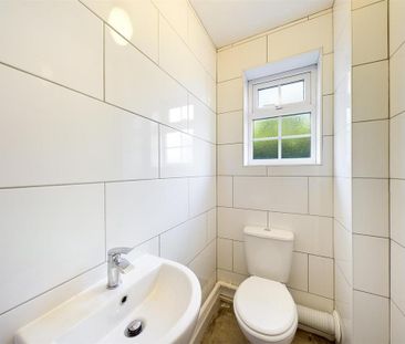 2 bedroom chalet to rent - Photo 1