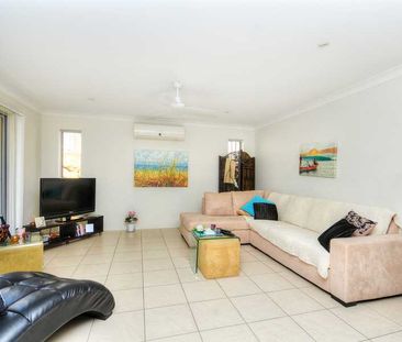 2/9 Monza Drive, Oxenford QLD 4210 - House For Rent | Domain - Photo 1