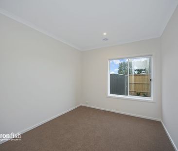 DON'T MISS IT! HIGH QUALITY 4 BEDROOMS TOWNHOUSE! - Photo 3
