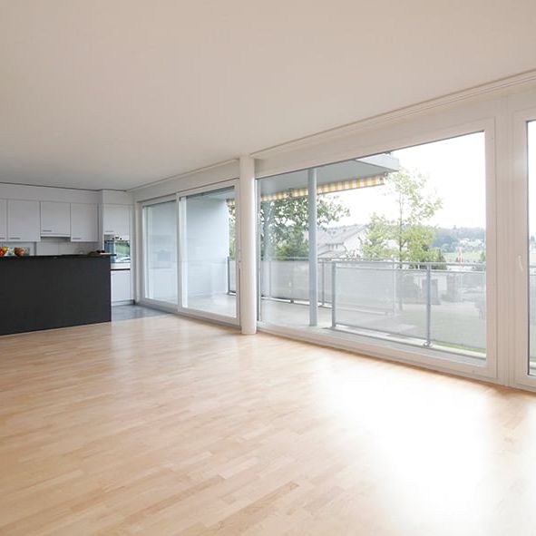 "Neuwertige Wohnung an ruhiger Lage" - Photo 1