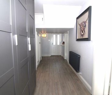 3 bedroom apartment to rent - Photo 5