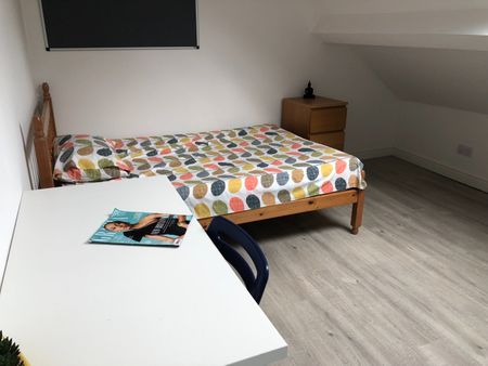 6 Bed Terraced House, Henry Road, NG7 - Photo 4