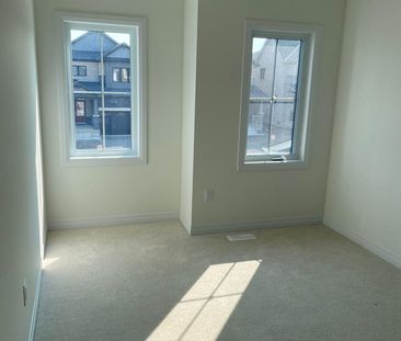 For Lease - 148 Port Crescent, Welland, Ontario - Photo 5