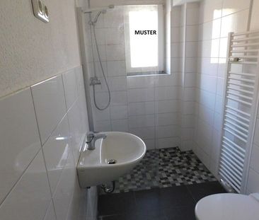 Schöne EG-Wohnung mit Balkon frei, ideal im Alter oder als kleine F... - Photo 6