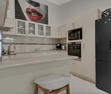 Spacious 3-Bedroom, 2-Bathroom Home in the Arwen Street Residences - Photo 2