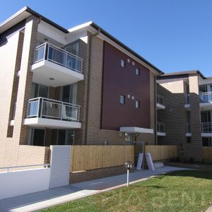 Lakewood Village, Luxury Apartments in Pemulwuy - Photo 2