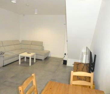 6 bedroom terraced house to rent - Photo 1