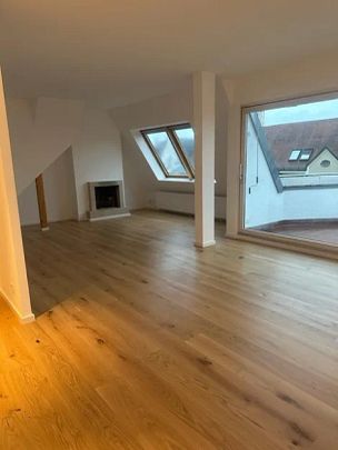 Lichtdurchflutete, großzügige 5-Zimmer DG Wohnung zur Miete - Foto 1