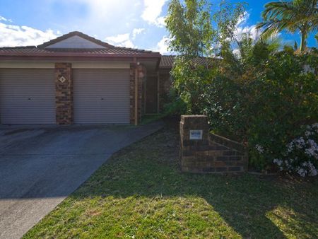 9 Seafoam Close, 4227, Varsity Lakes Qld - Photo 2