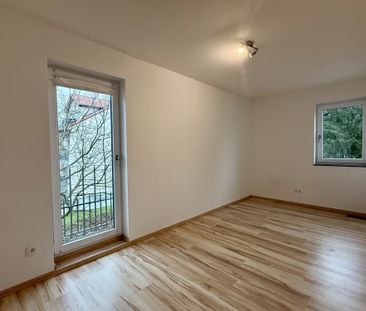 Charmante 4-5 Zimmerwohnung in TOP Lage von Griesheim - Photo 2