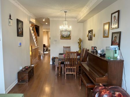 For Lease - 7 English Garden Way, Toronto, Ontario - Photo 2