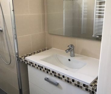 Location Appartement 2 pièces 52m² - Photo 4