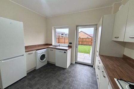 Hawthorn Avenue, HULL - Photo 5