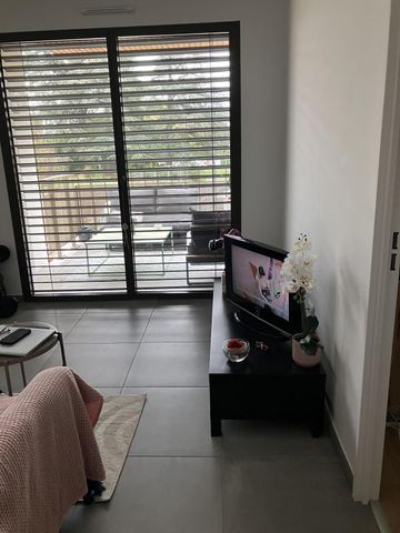 Location Appartement 2 pièces Meublé 44m² STE FOY LES LYON 69110 - Photo 4