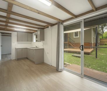 Freshly Renovated Home with Studio - Photo 5