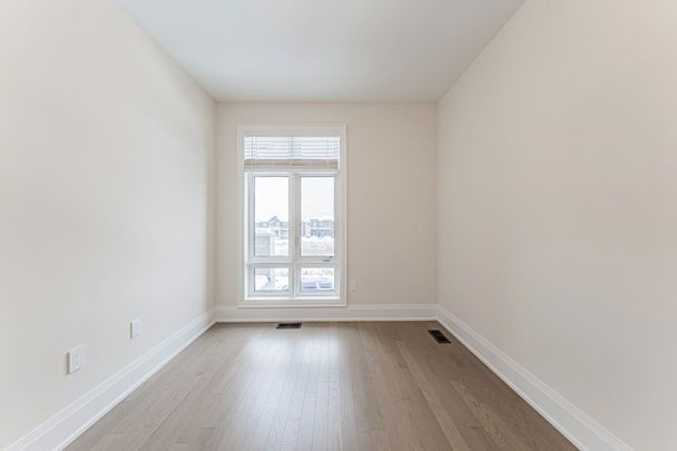 For Lease - 30 Mace Avenue, Richmond Hill, Ontario - Photo 1