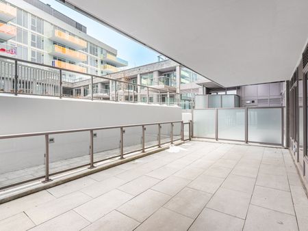 For Lease - 333 Sunseeker Avenue Unit# 138, Innisfil, Ontario - Photo 4