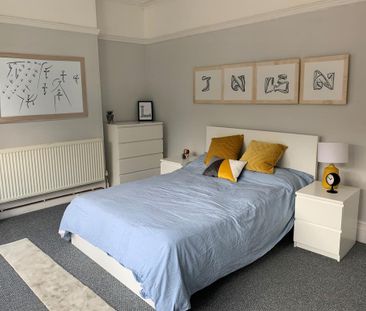 6 bedroom terraced house to rent - Photo 1