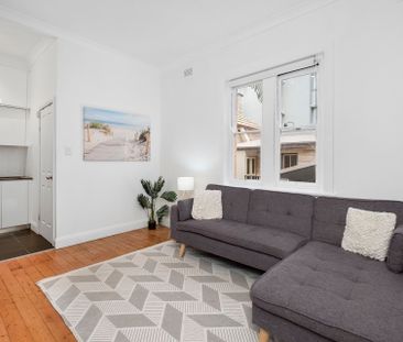 9/19-21 Pittwater Road, Manly. - Photo 1