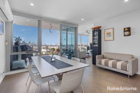 Brilliant Two Bedroom Apartment! - Photo 4