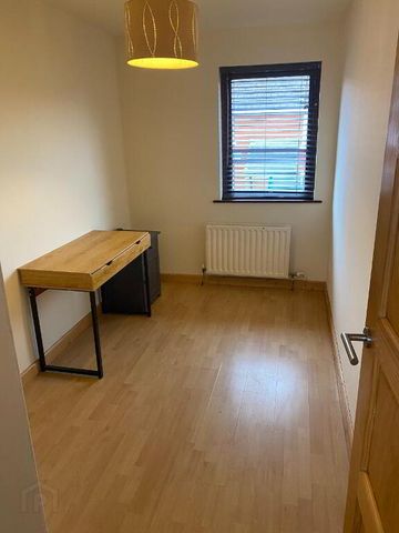 1 Clementine Gardens, Belfast, BT12 5HA - Photo 3