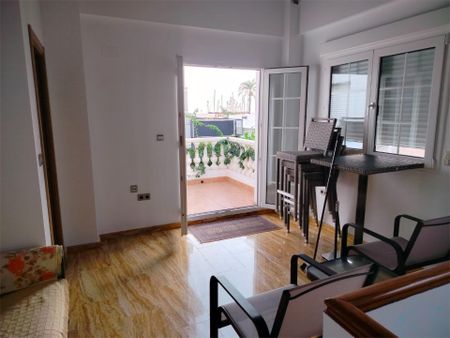 Casa o chalet de alquiler en Carrer Alcoi, 4, Playa de Gandia - Photo 2