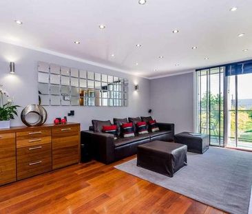 New River Village, Crouch End, N8 - Photo 2