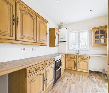 2 bedroom end of terrace house to rent - Photo 4