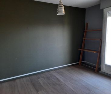 Location Appartement 5 pièces 101m² ORVAULT 44700 - Photo 3