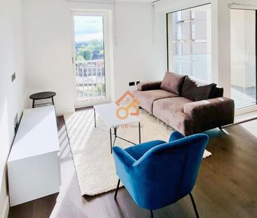 Belvedere Row Apartments, Fountain Park Way, London W12 - Photo 2