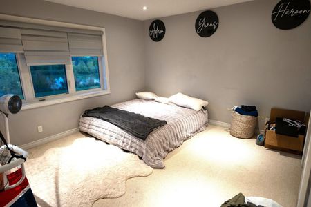 For Lease - 2406 Bridle Road, Oshawa, Ontario - Photo 5