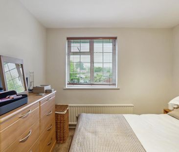 3 bedroom apartment to rent - Photo 1